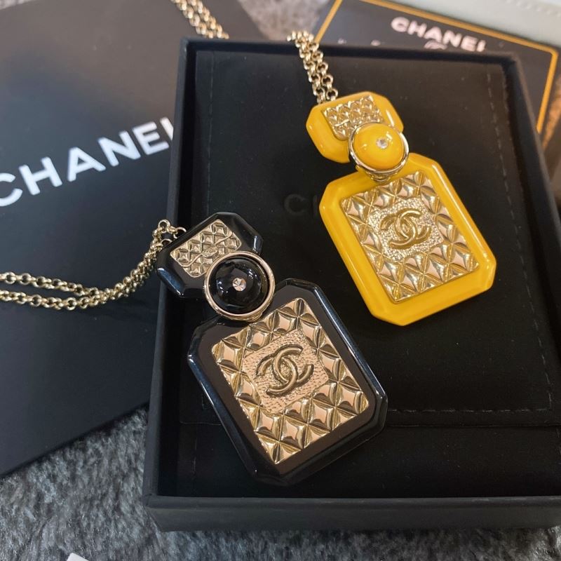 Chanel Necklaces